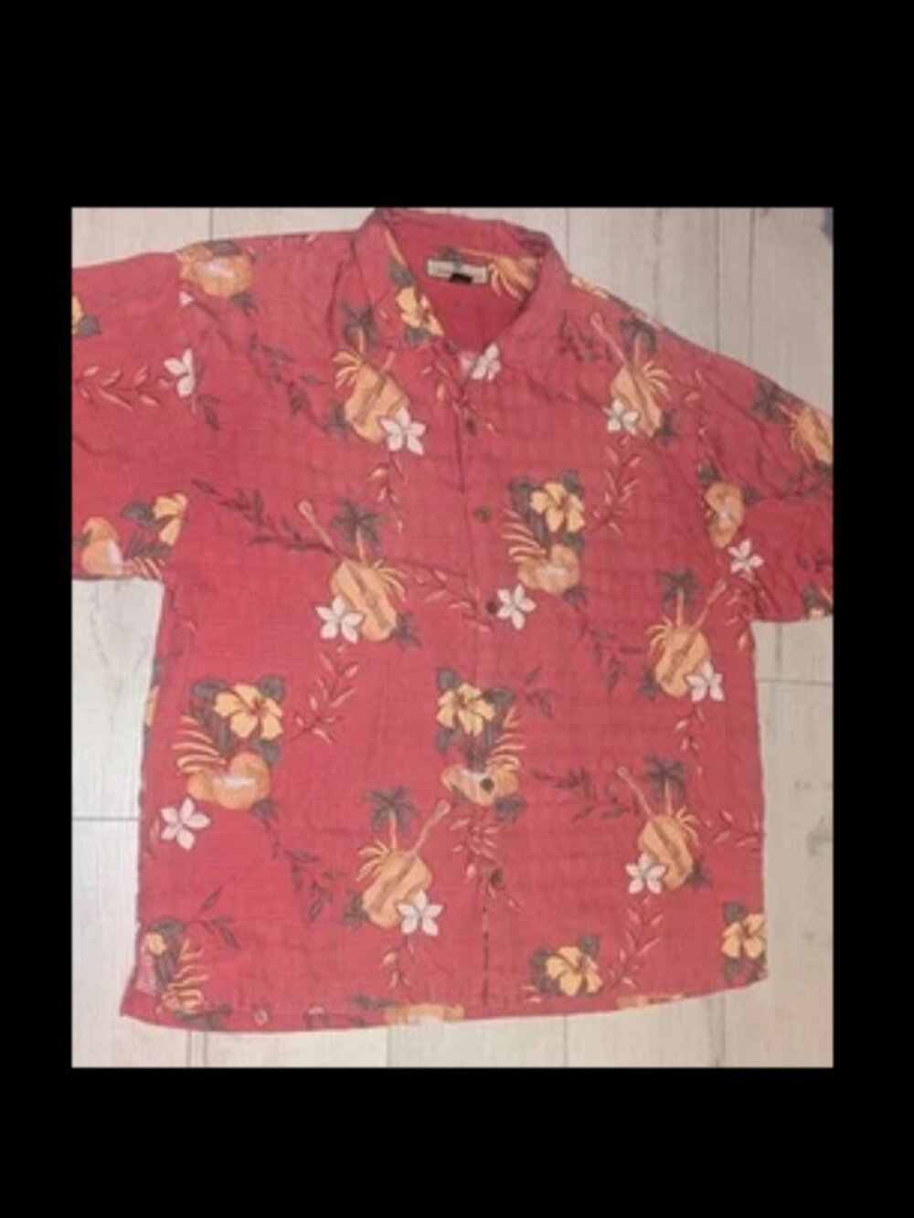 Tommy Bahama Shirt Men's Size XL Silk Hawaiian Button Up Floral Hibiscus
